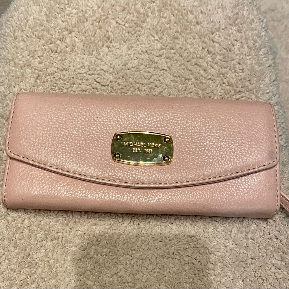 Michael Kors Flap Wallet